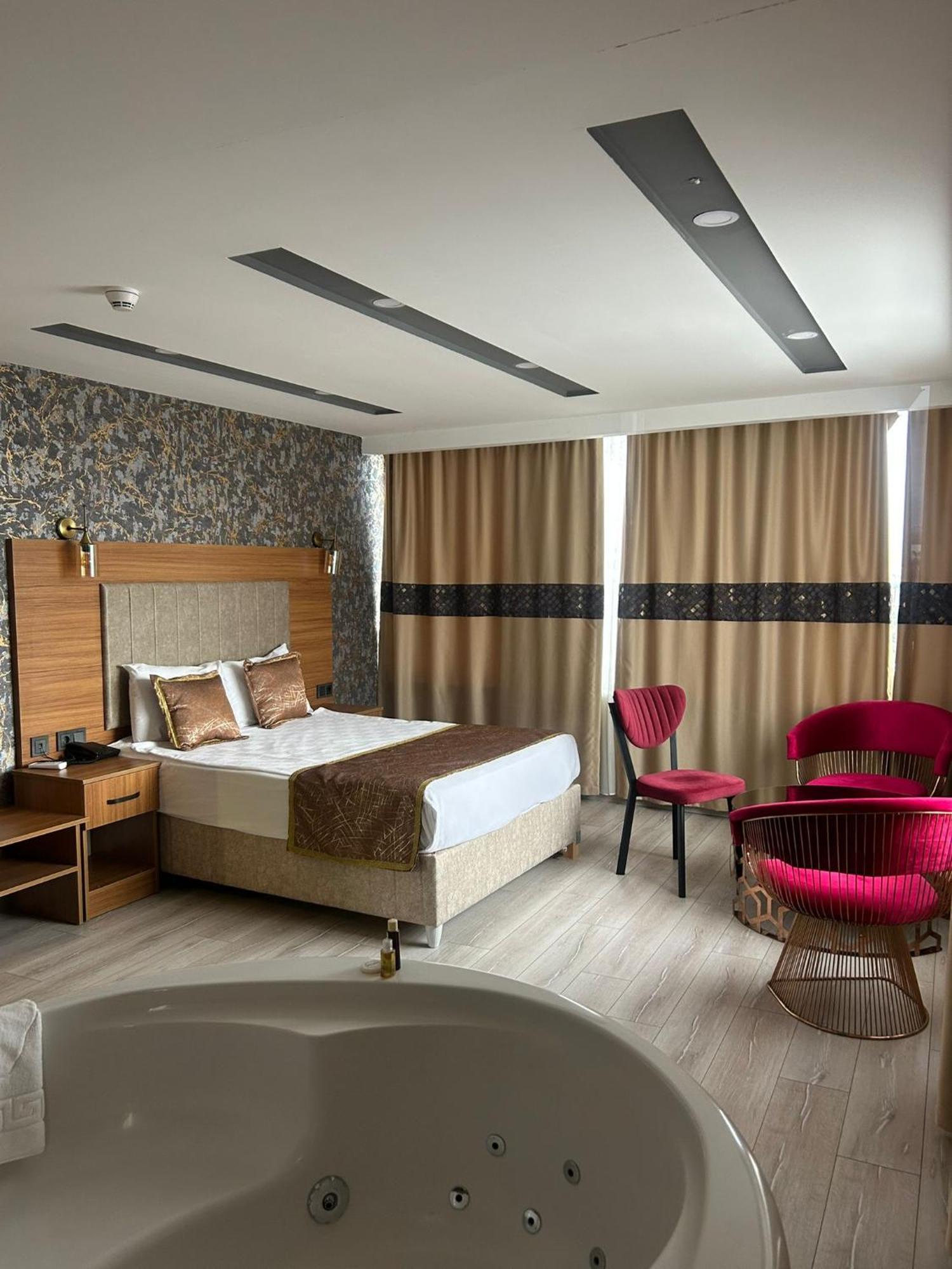 Golden Lux Otel